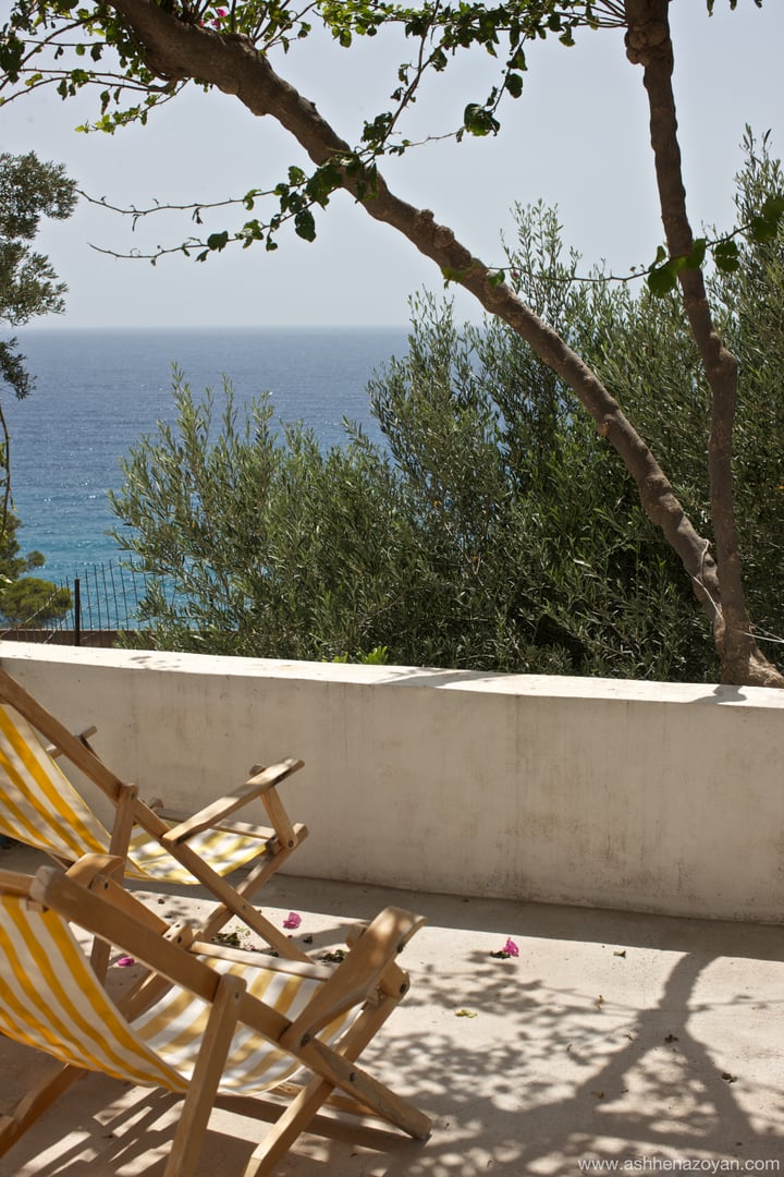 vacanza di yoga Iyengar a Creta, Grecia, con Victoria Bridges