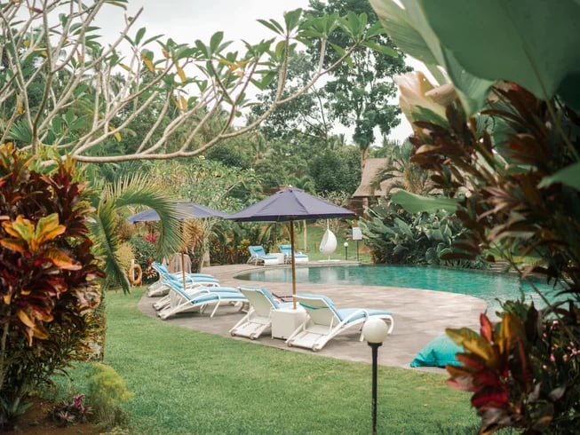 5 giorni di ritiro yoga e benessere di lusso nella foresta pluviale tropicale a Bali