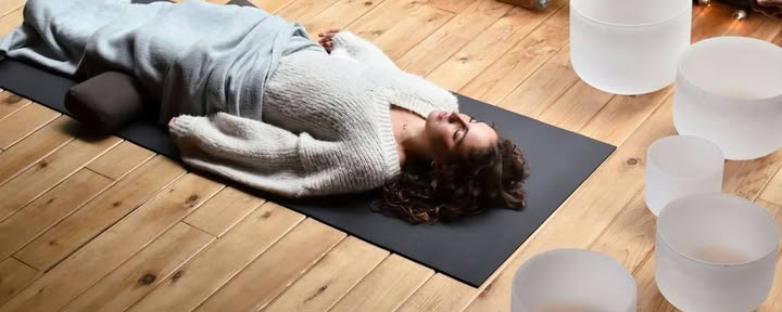 Autumn Equinox Yin + Bagno Sonoro con Crystal Bowl | Nectar Yoga