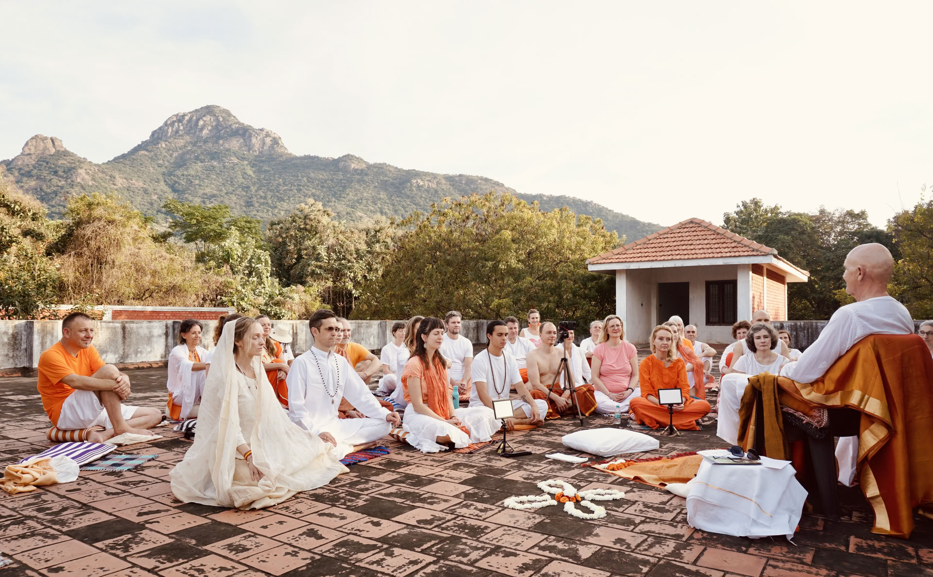 21-Day Ritiro Ashram di Detox e Meditazione Silenziosa India