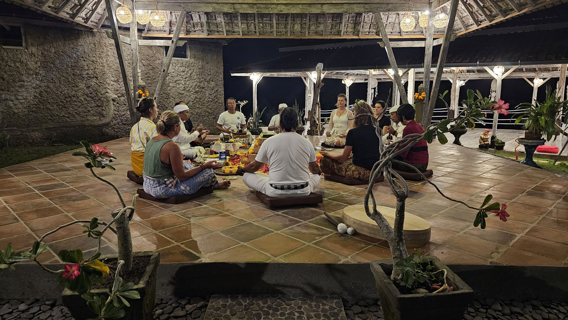 Cerimonia del Fuoco Agni Hotra