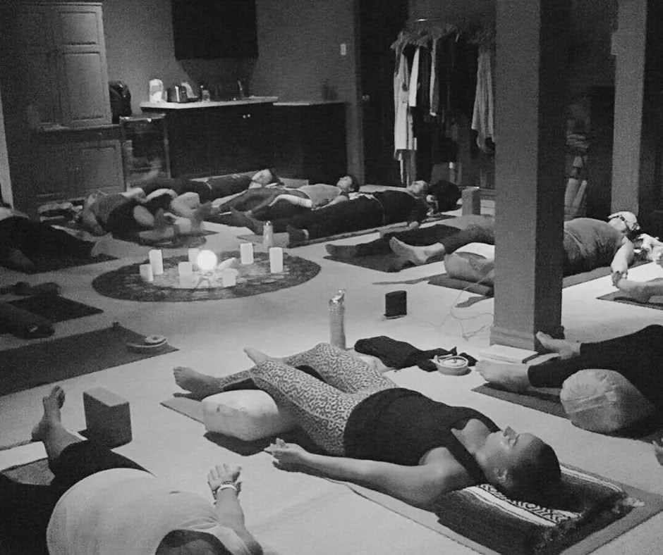 Community Group Acupuncture & Sound Journey con Sonja