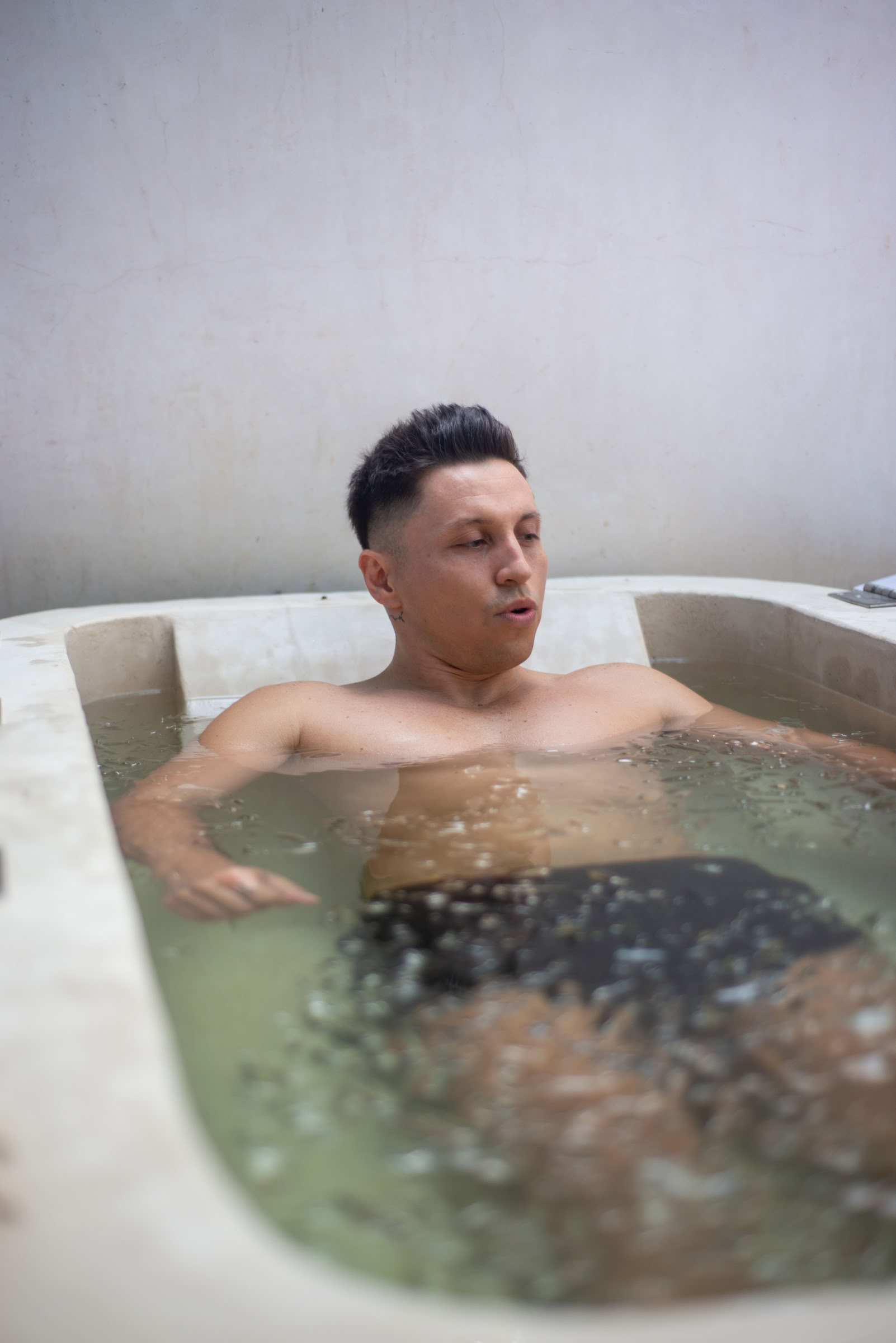 Sauna + immersione in acqua fredda + palestra nella giungla