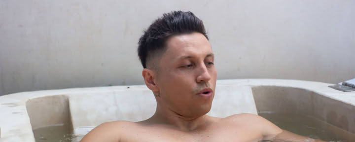 Sauna + immersione in acqua fredda + palestra nella giungla