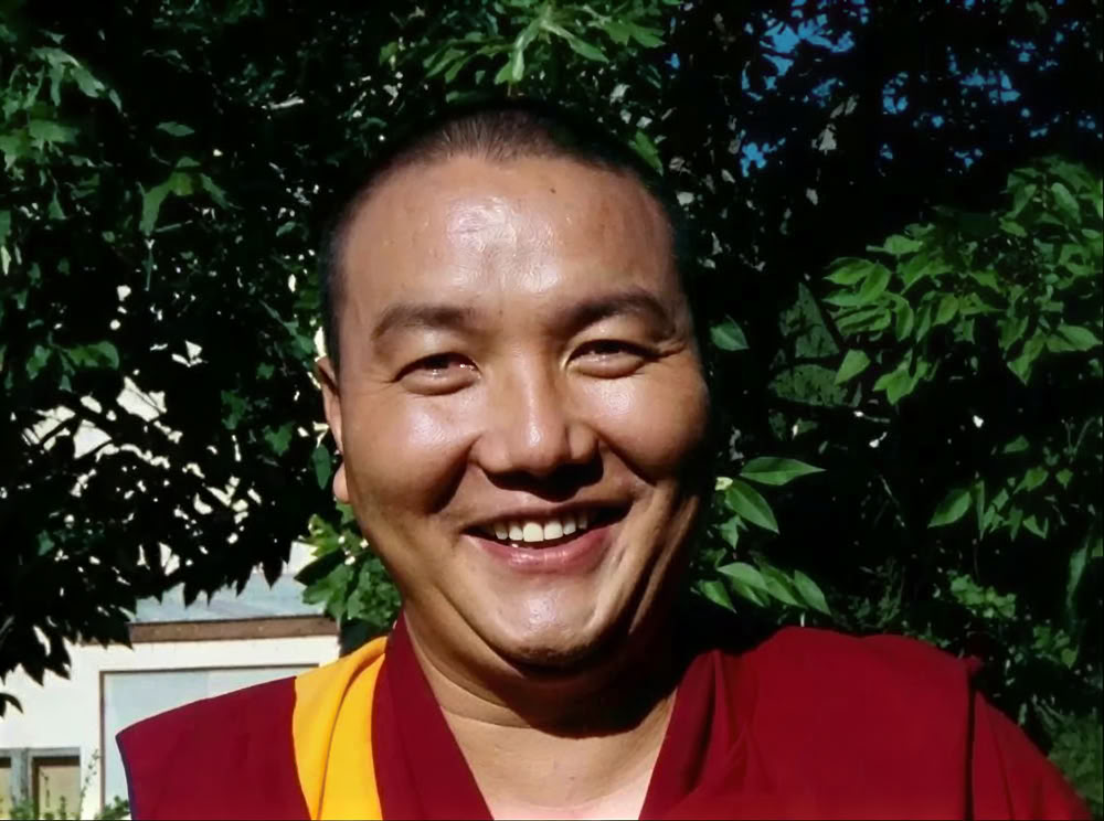 Lama Tashi Buddhist Chanting, Guarigione Sonora e Insegnamenti della Felicità
