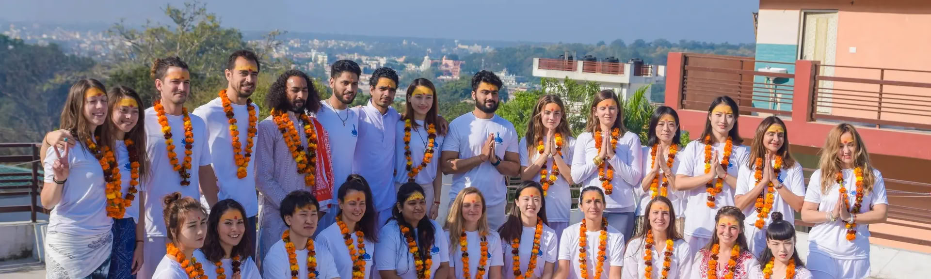 Corso di formazione insegnanti di yoga di 200 ore a Rishikesh – dal 01 giugno al 26 giugno 2026