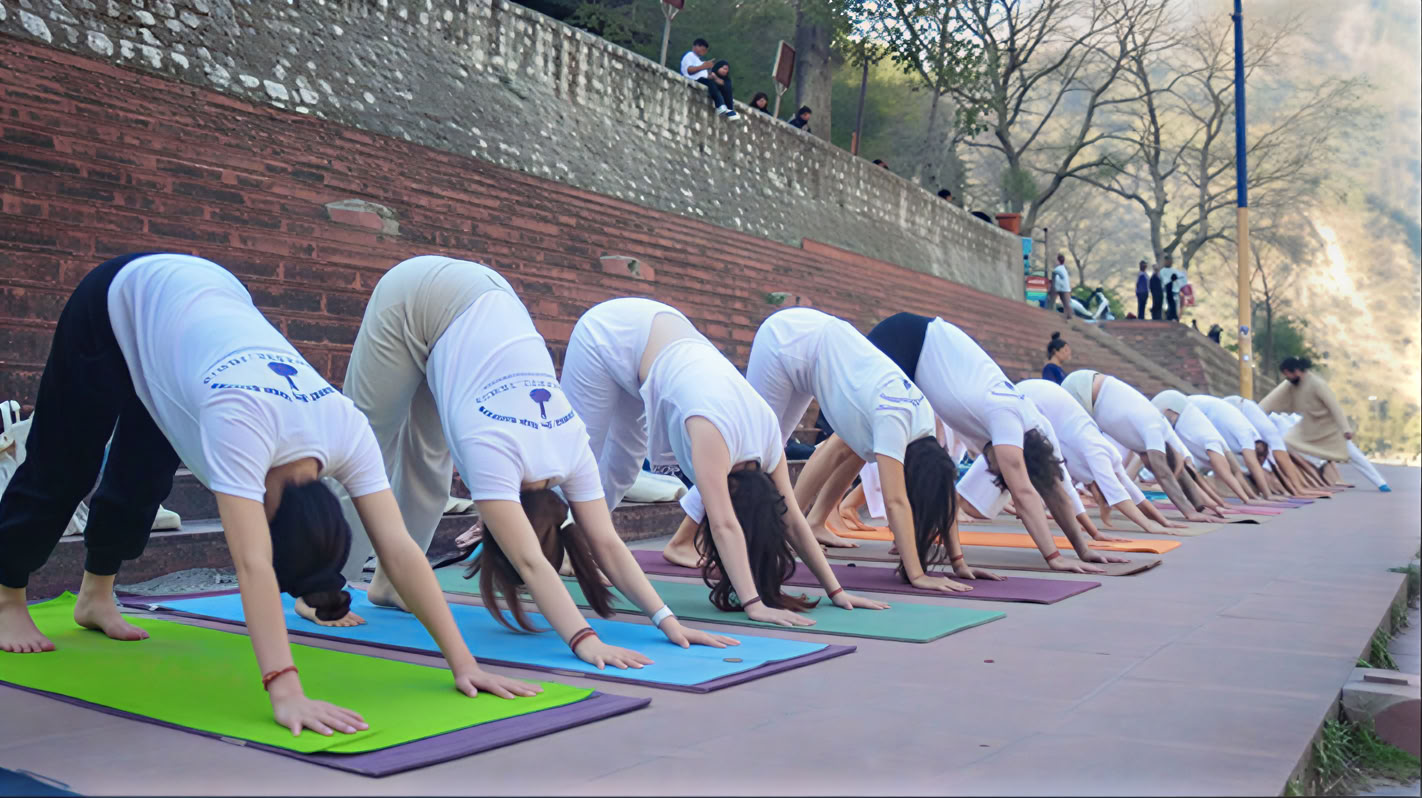 Corso di formazione insegnanti di yoga di 200 ore a Rishikesh – dal 05 luglio al 30 luglio 2026