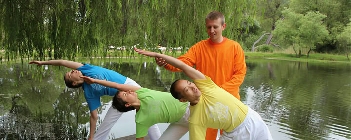Corso di formazione per insegnanti di yoga in loco