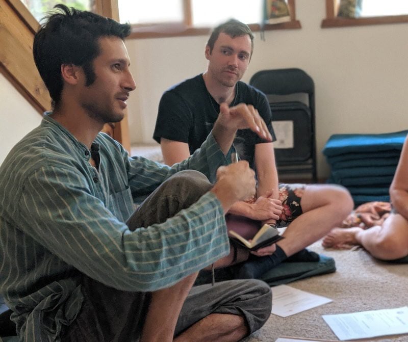 Programma intensivo di Karma Yoga di tre mesi – iscrizione principale