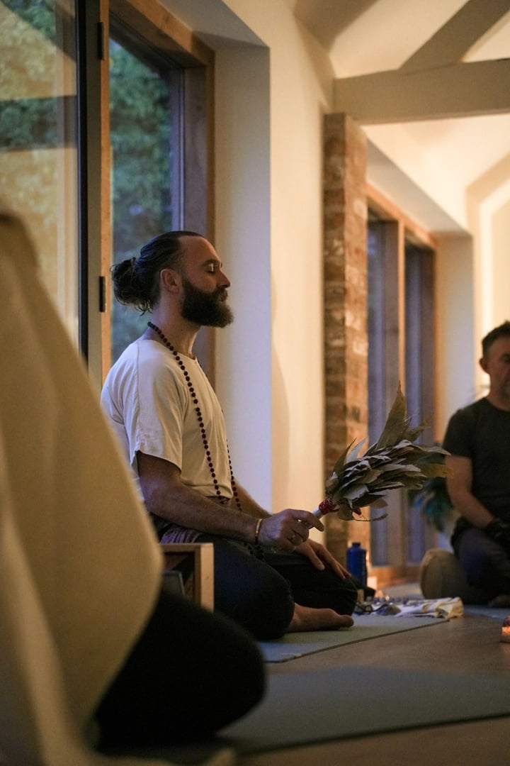 Yoga e Breathwork nel Galles del Nord 2026