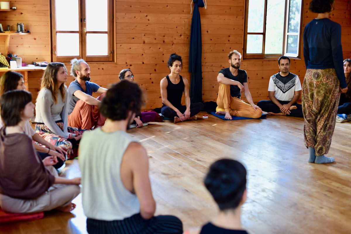 Yoga Teacher Training in France – 5 giugno – 26 giugno 2027