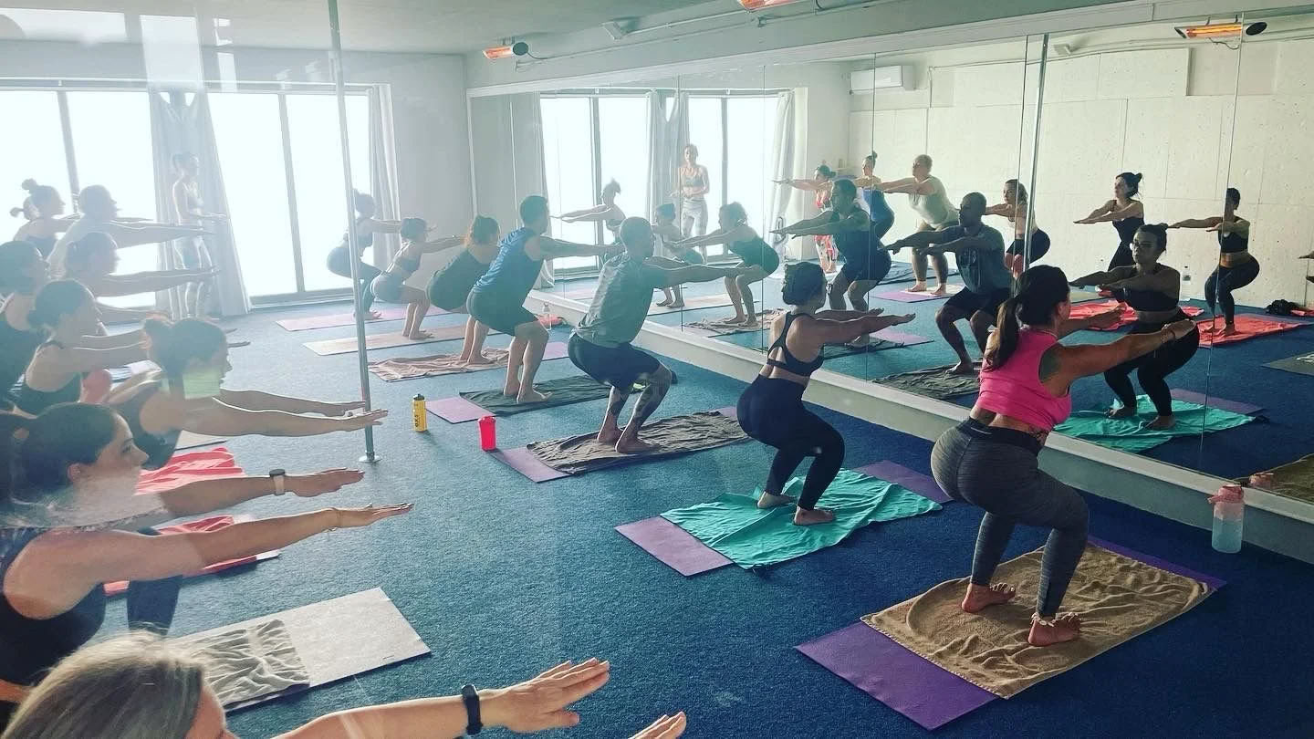 Autumn Closing - Formazione per Insegnanti di Yoga Part-Time</span> — Momosyoga | HotYogaMalta