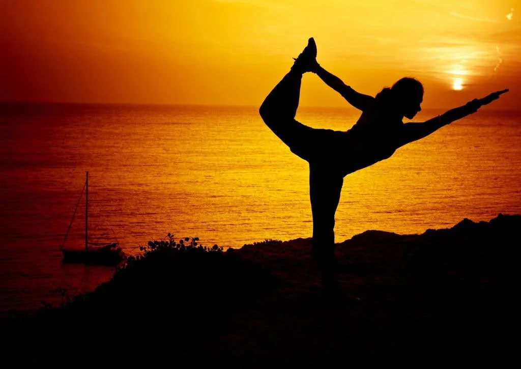 Autumn Closing - Formazione per Insegnanti di Yoga Part-Time</span> — Momosyoga | HotYogaMalta
