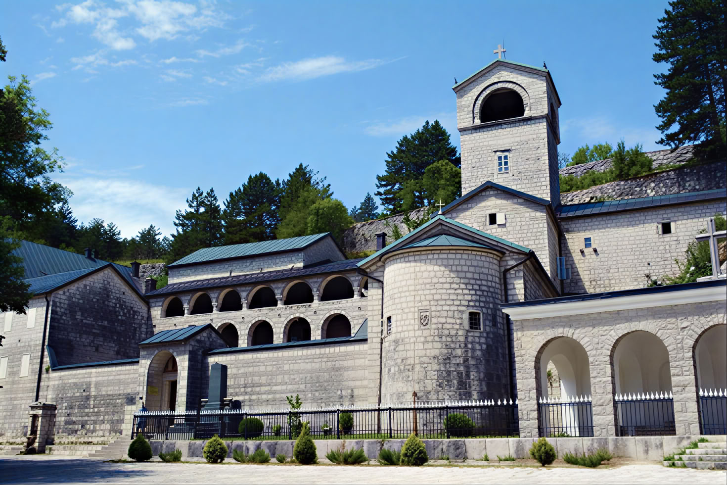 Tour del Grande Monastero del Montenegro