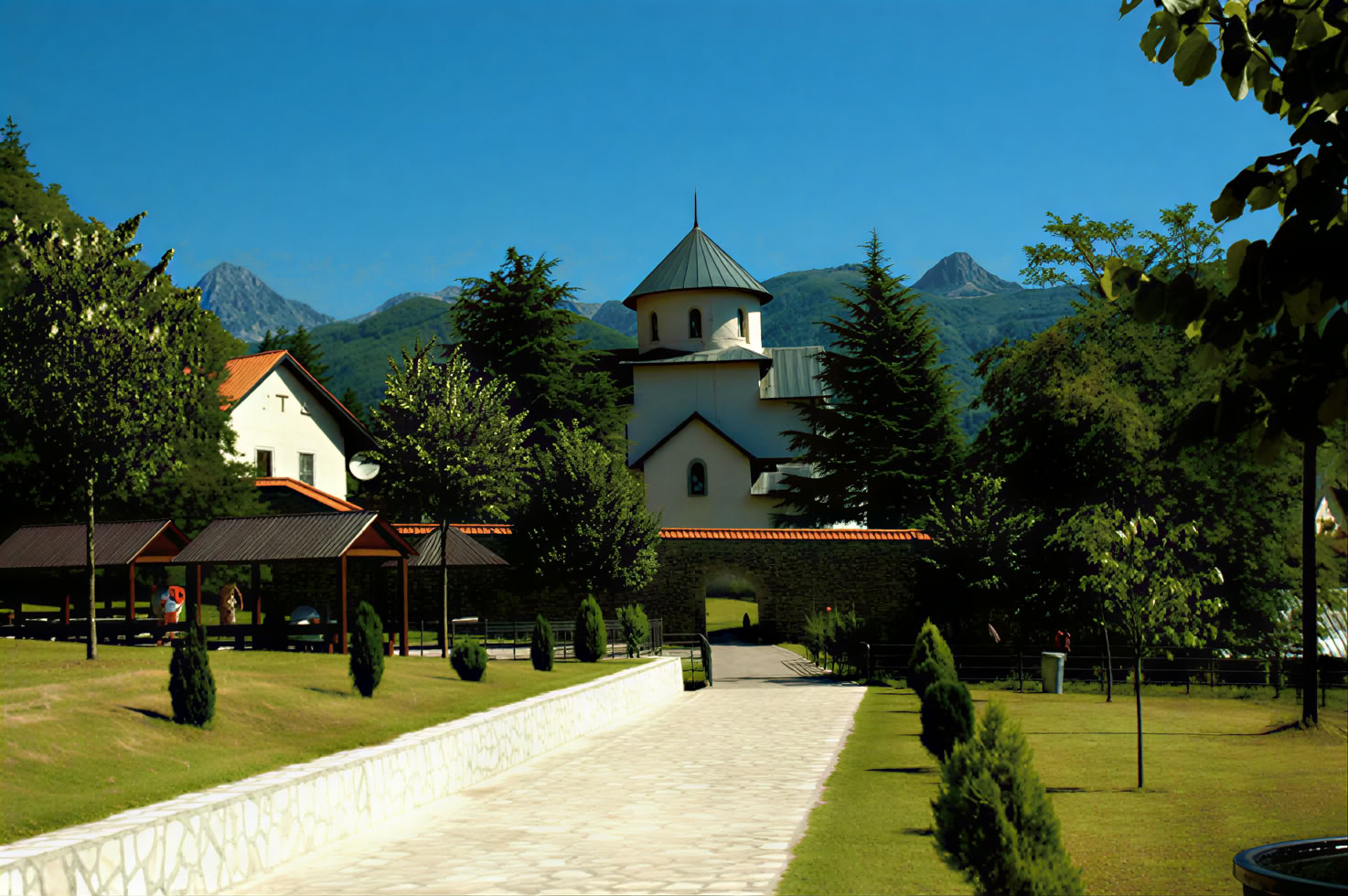 Tour del Grande Monastero del Montenegro