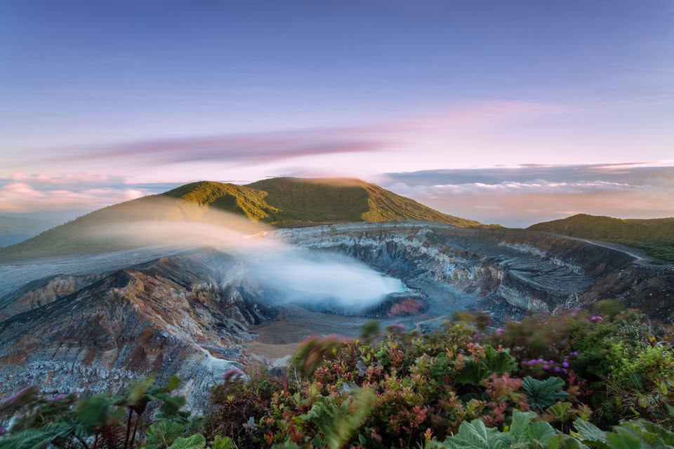 Combo Tour: Parco Nazionale del Vulcano Poás – Tour del Caffè Doka – Giardini della Cascata La Paz