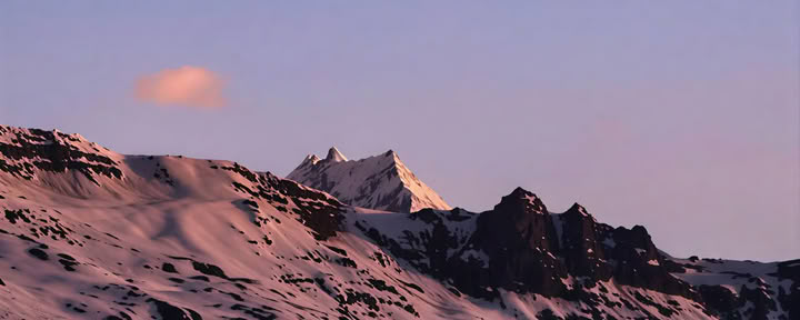 Rivers to High Passes: Traversata himalayana di Bandrol, Jispa e Sonaugi