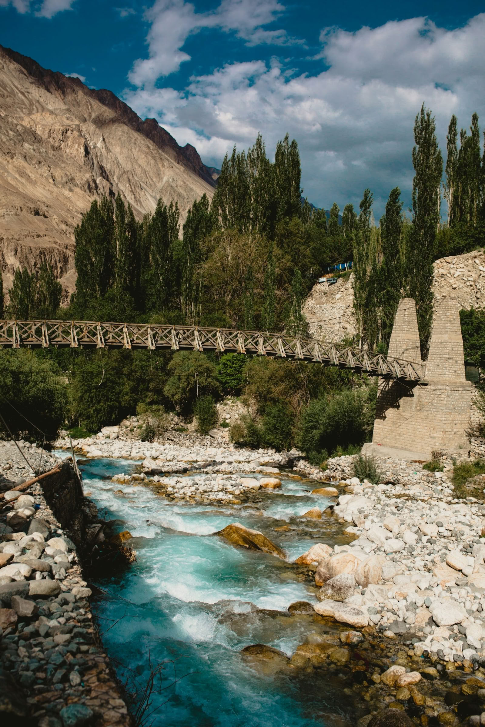 Sentieri culturali del Ladakh via Zoji La e villaggio di Turtuk