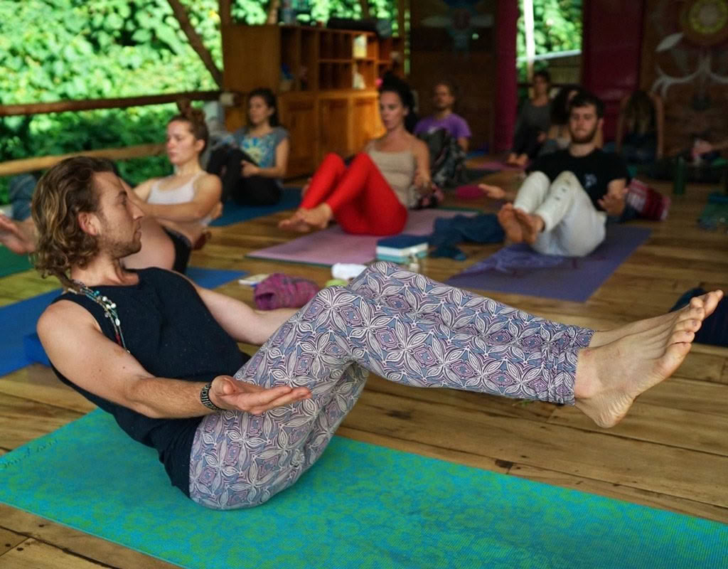 Formazione Insegnanti di Yoga di 200 ore
