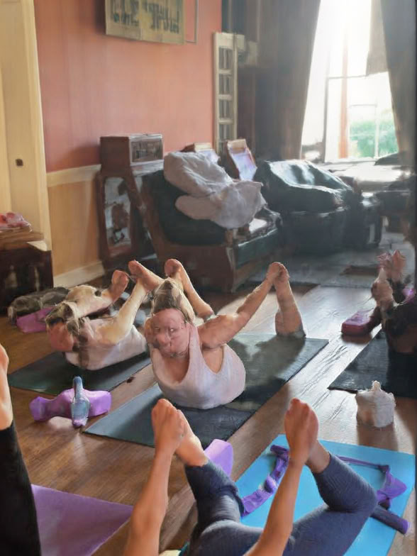 Ritiro di scrittura creativa e yoga per sole donne in castello scozzese