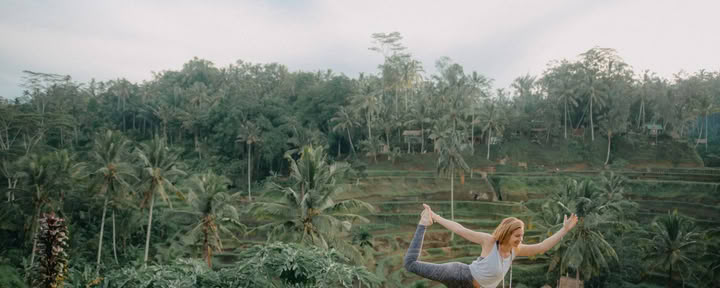 300 Ore di Formazione Avanzata per Insegnanti di Yoga: Mente, Anima e Corpo – A Bali