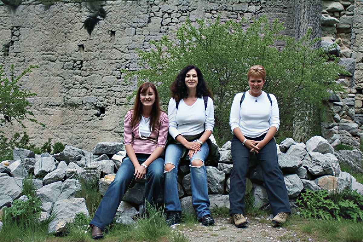 For Women Only Ritiro: For Women Who Walk: Solo or Together