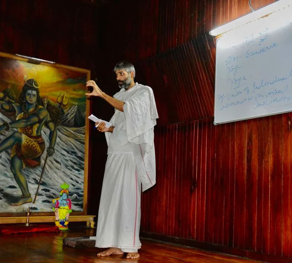 Tantra e Yoga all'Estero