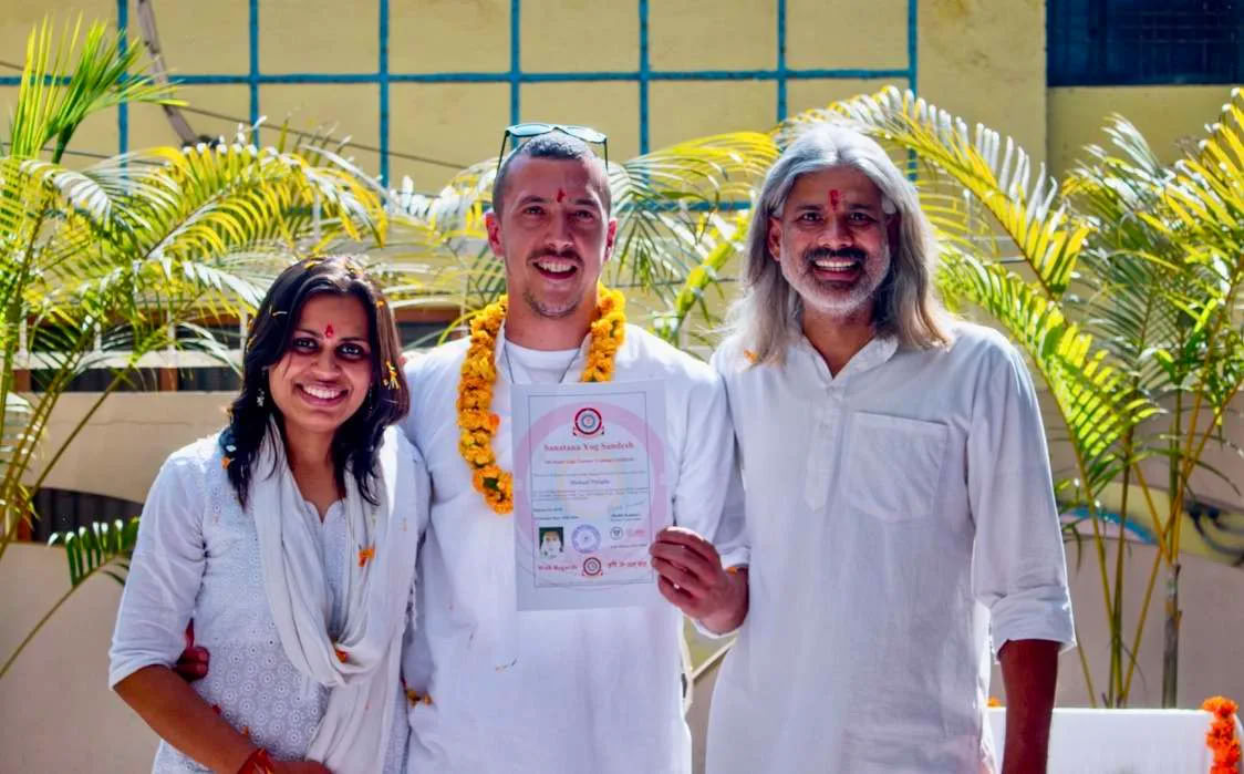 Tantra e Yoga all'Estero