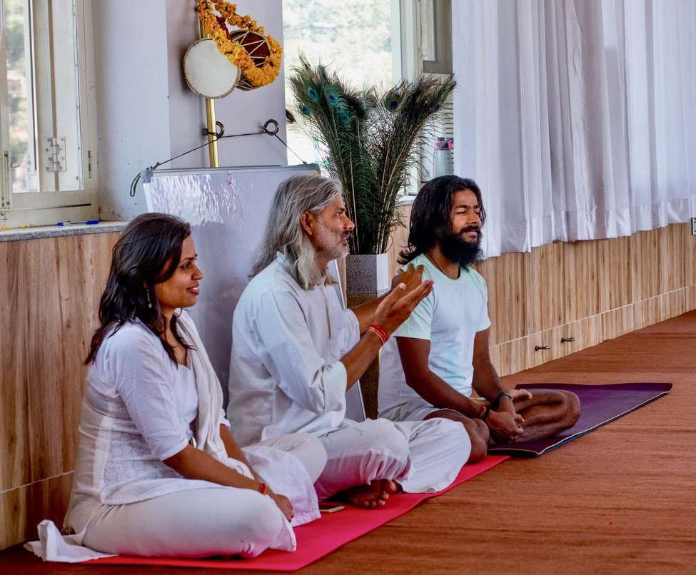 Tantra e Yoga all'Estero
