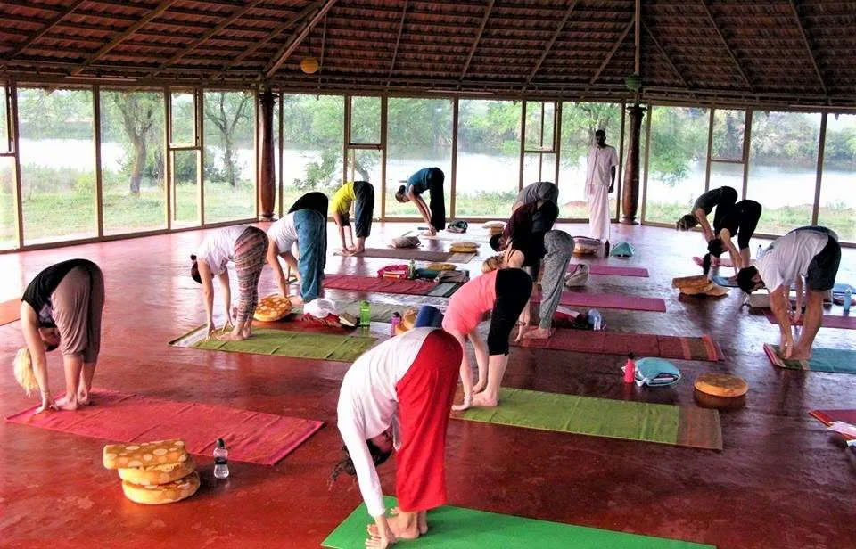 Tantra e Yoga all'Estero