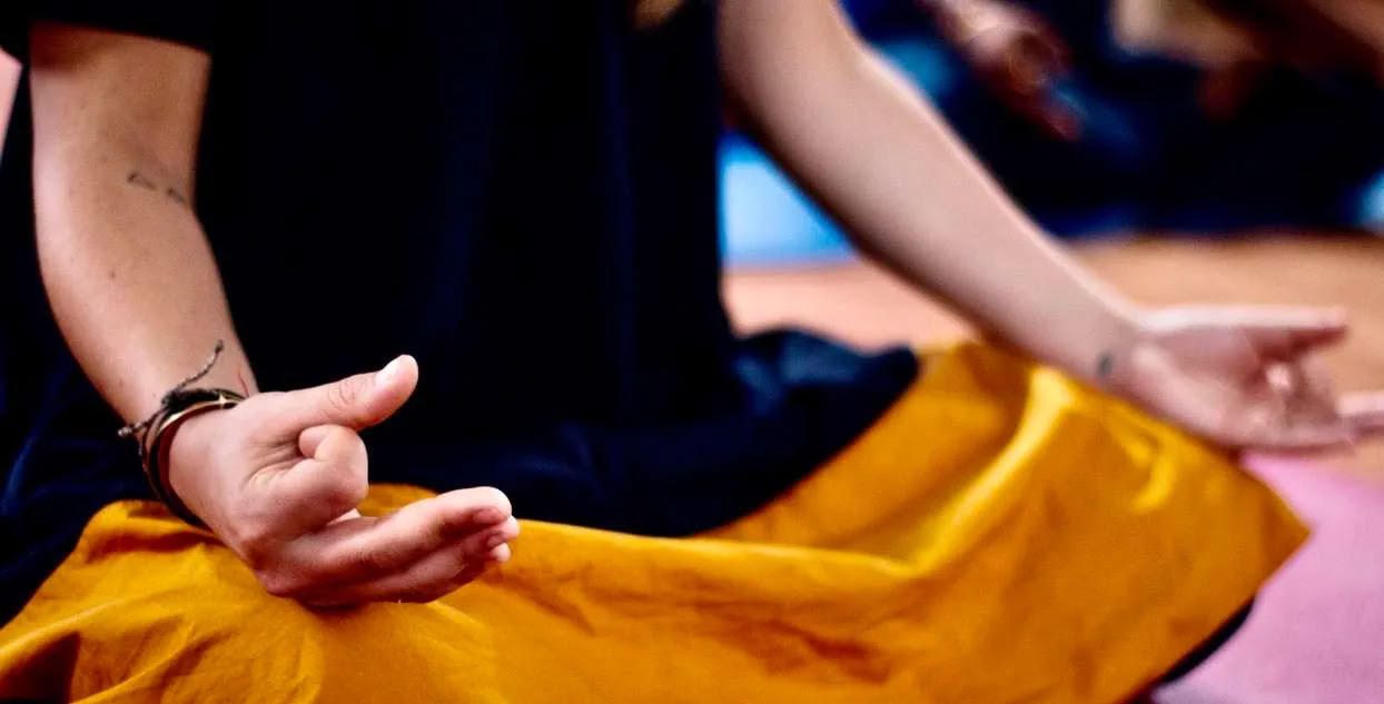 Tantra e Yoga all'Estero