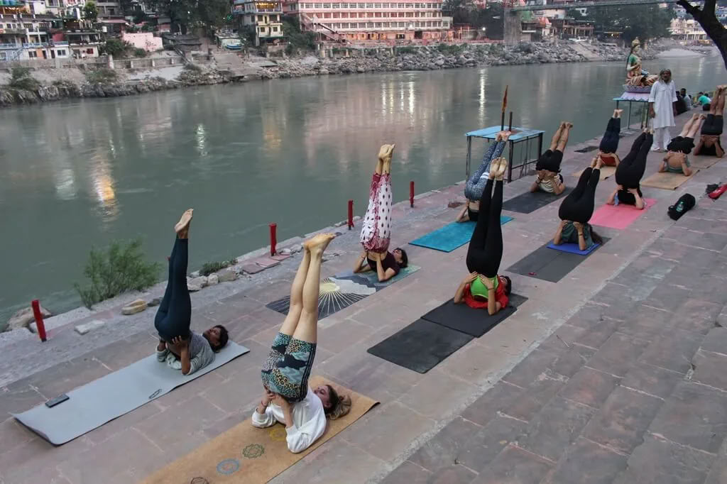 Tantra e Yoga all'Estero