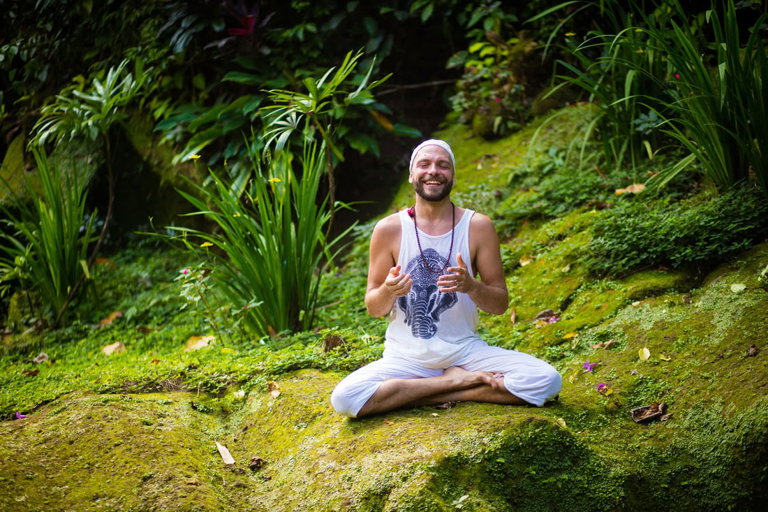 Formazione Insegnanti di Yoga Kundalini di Base di 200 Ore