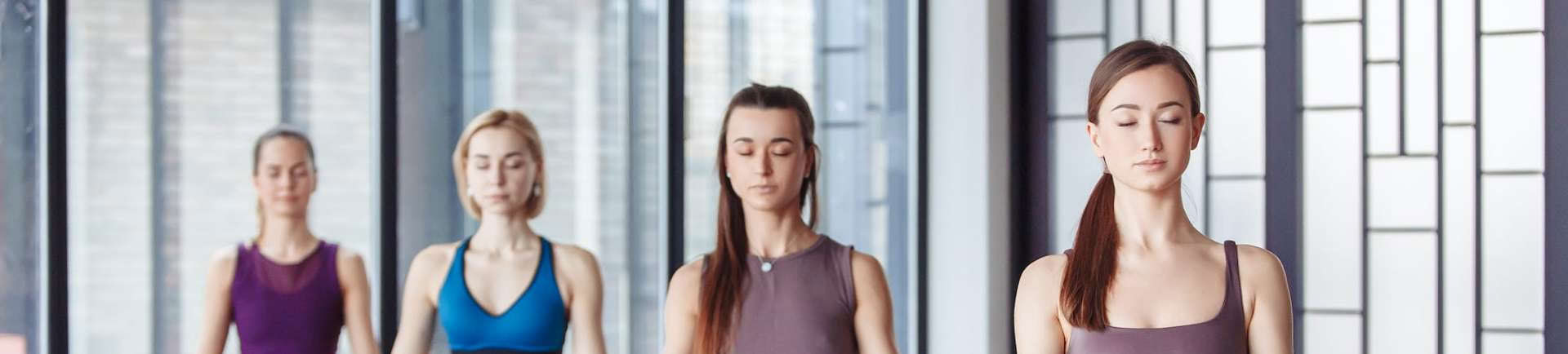 Yoga Therapy per la forza del pavimento pelvico e del core
