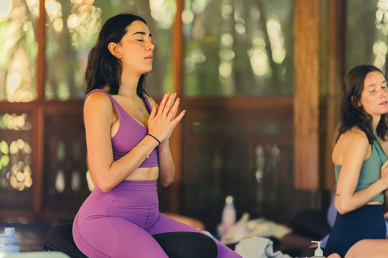 50HR Formazione Insegnanti di Yoga