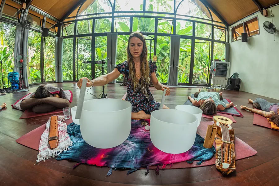 Vaidika Dharma: Formazione Insegnanti di Yoga SPIRIT di 100 Ore
