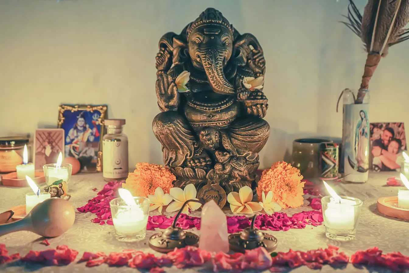 Vaidika Dharma: Formazione Insegnanti di Yoga SPIRIT di 100 Ore