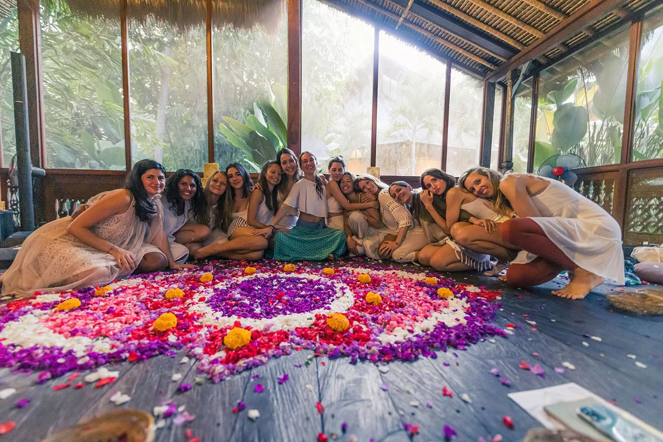Elements Formazione Insegnanti Yoga di 300 ore