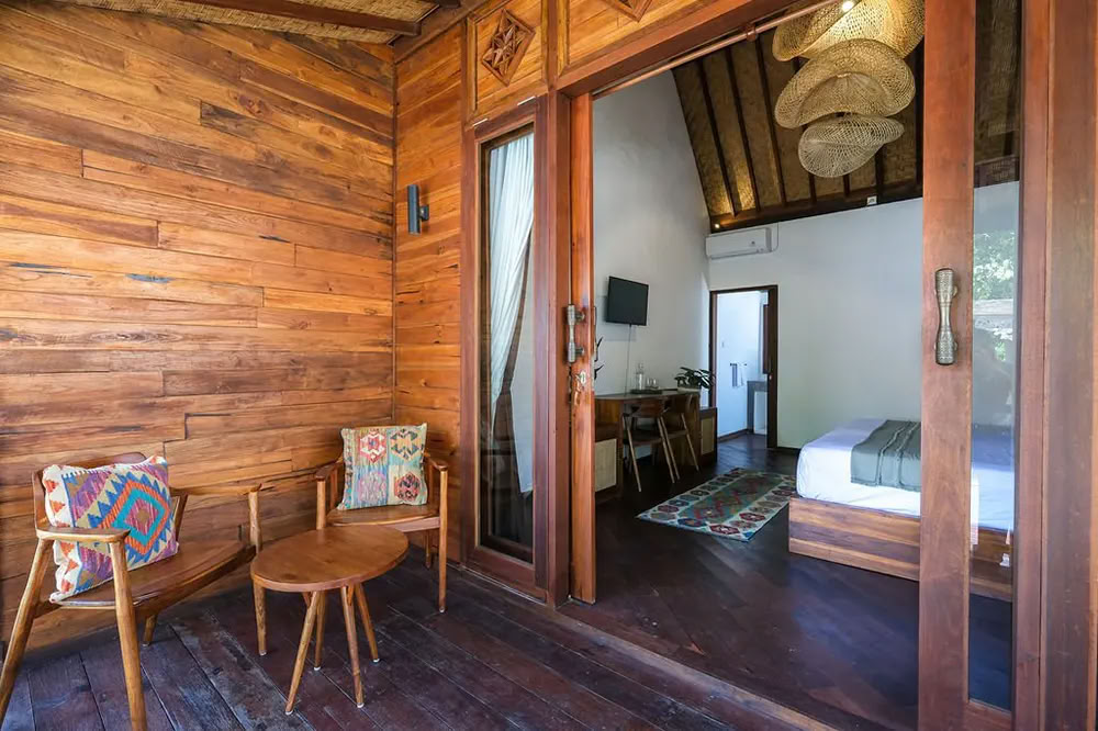 Lucidflow 100h of 300h ytt - Formazione Insegnanti di Yoga a Bali