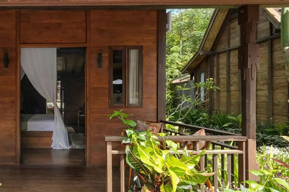 Lucidflow 100h of 300h ytt - Formazione Insegnanti di Yoga a Bali