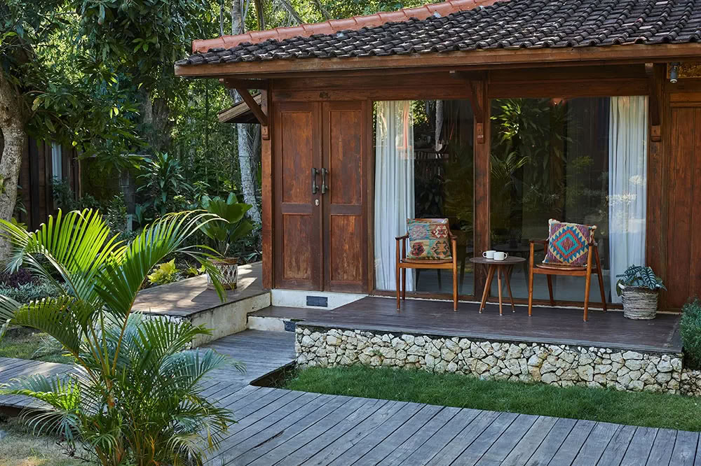 Lucidflow 100h of 300h ytt - Formazione Insegnanti di Yoga a Bali