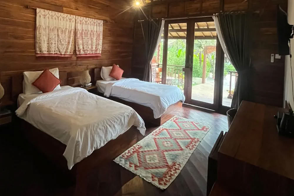 Lucidflow 100h of 300h ytt - Formazione Insegnanti di Yoga a Bali