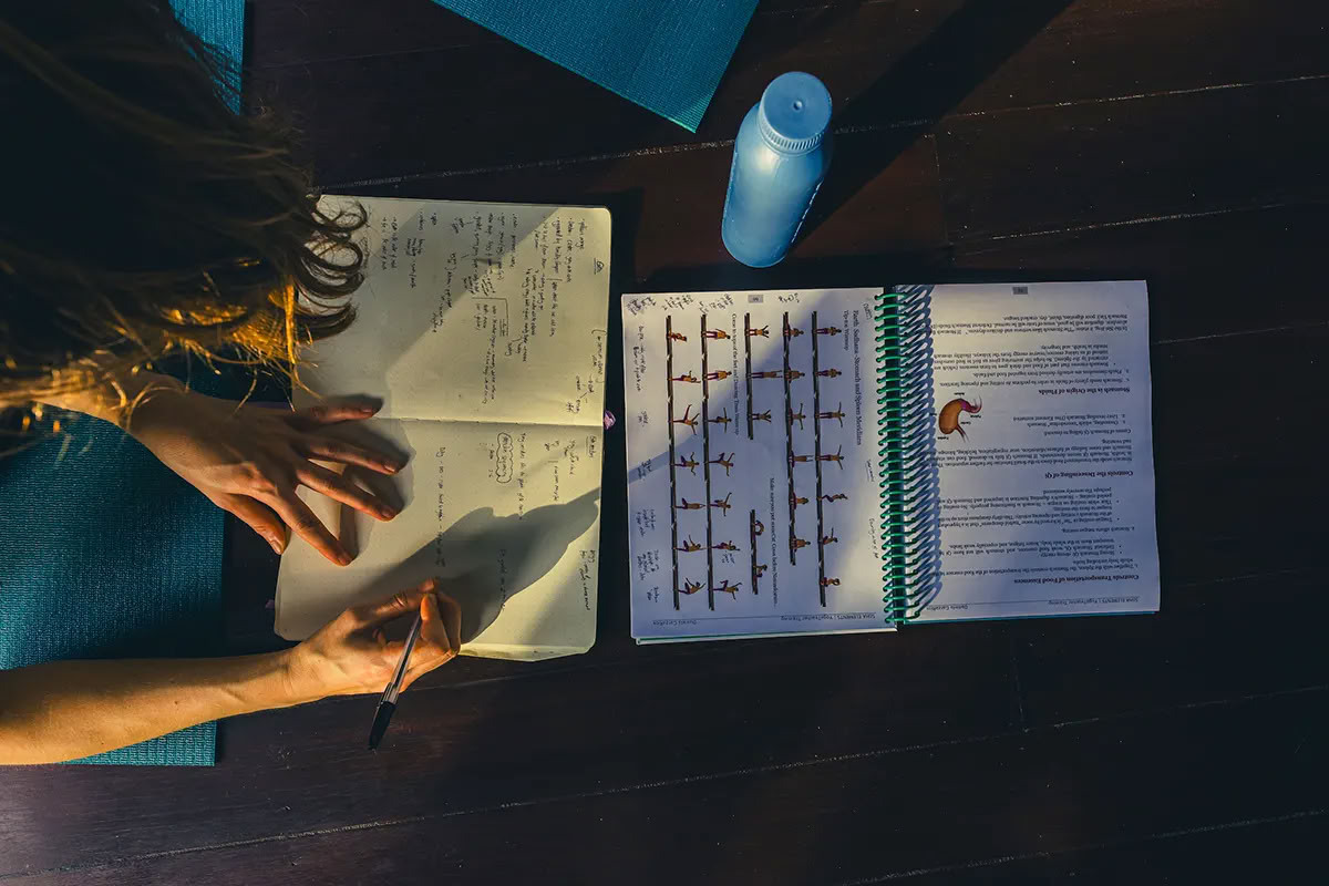 Lucidflow 100h of 300h ytt - Formazione Insegnanti di Yoga a Bali