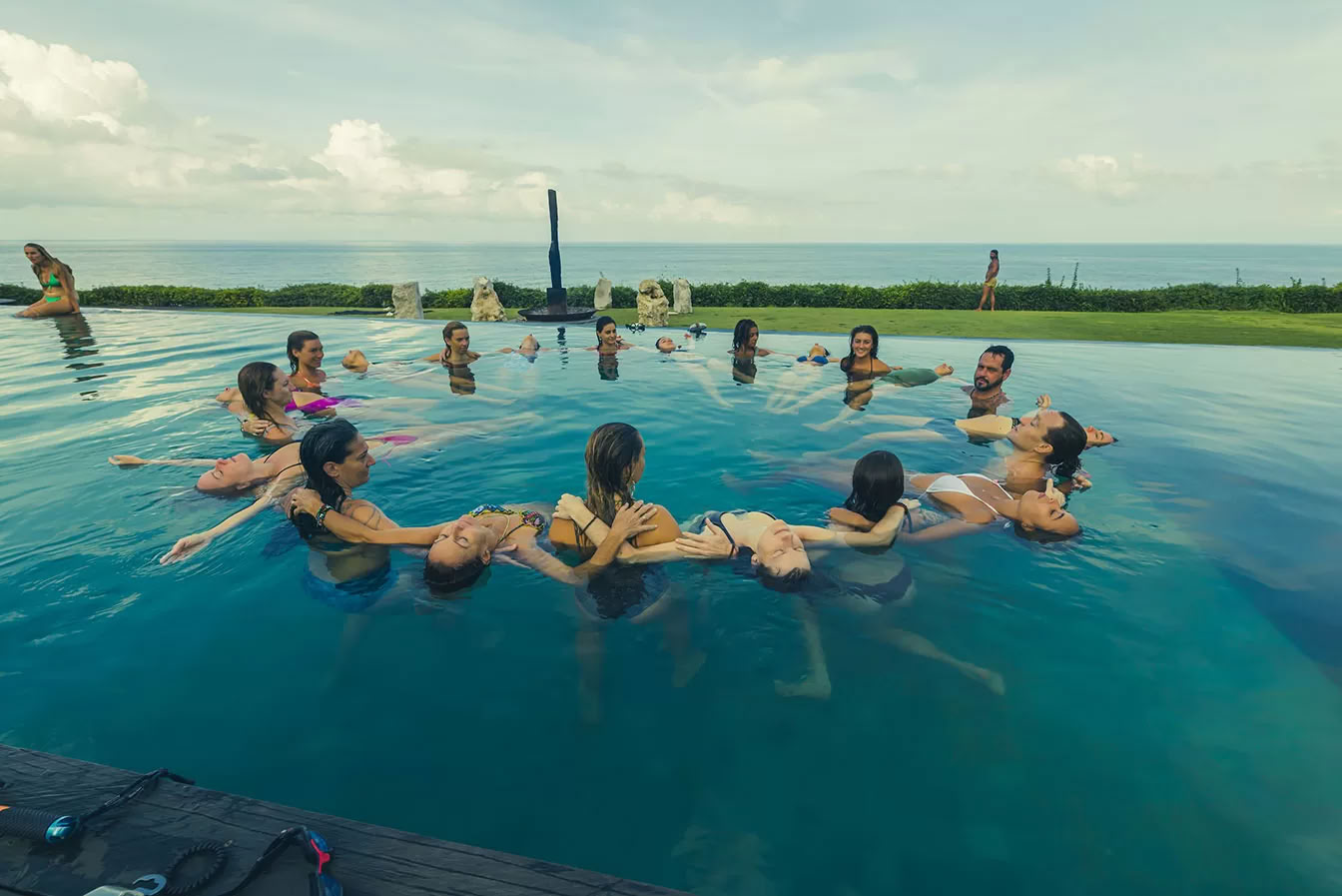 Lucidflow 100h of 300h ytt - Formazione Insegnanti di Yoga a Bali