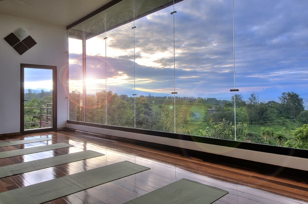 Good Society Club Yoga & Pilates Ritiro in Costa Rica