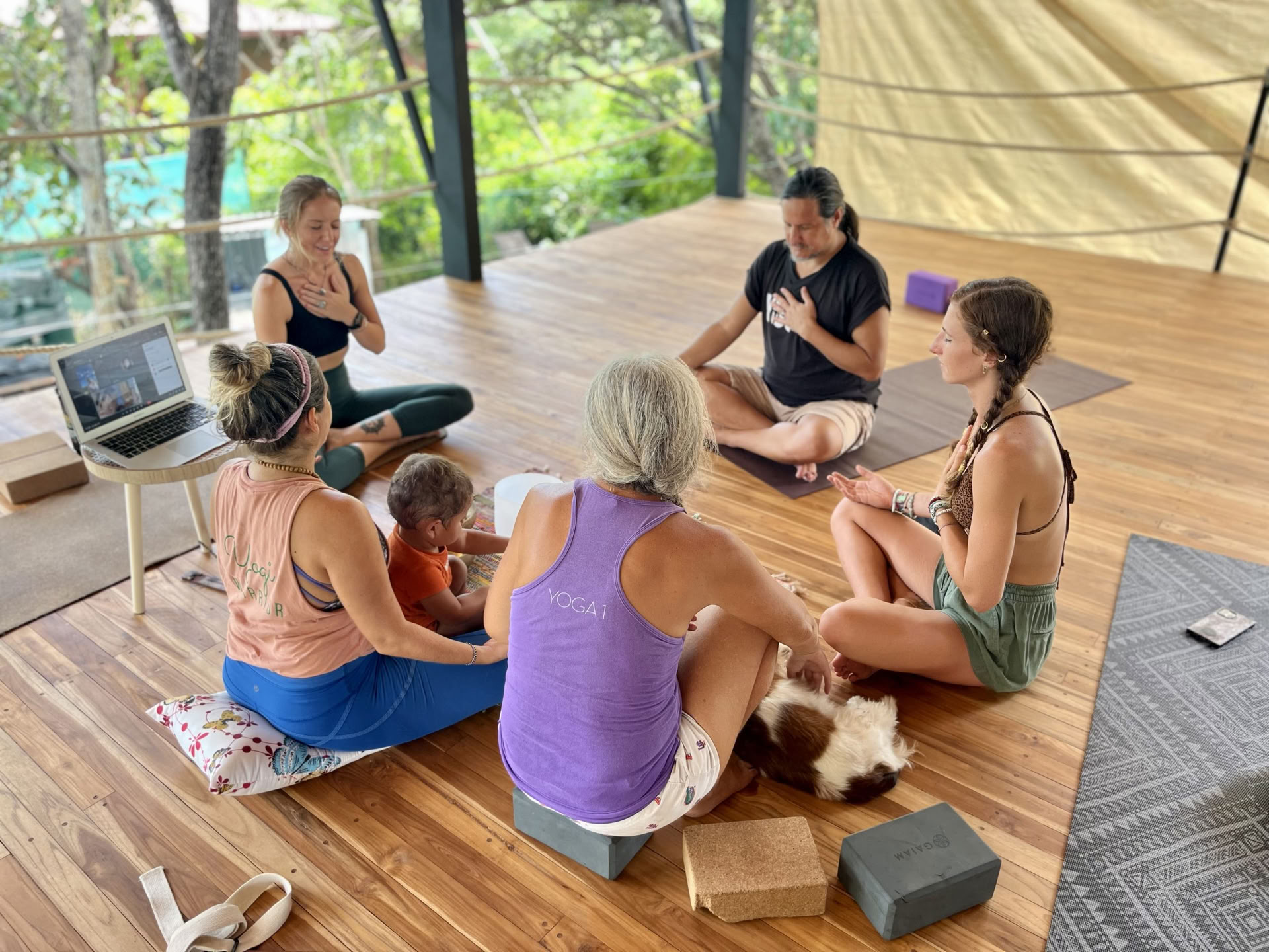 300 ore di formazione avanzata per insegnanti di Yoga e Ayurveda