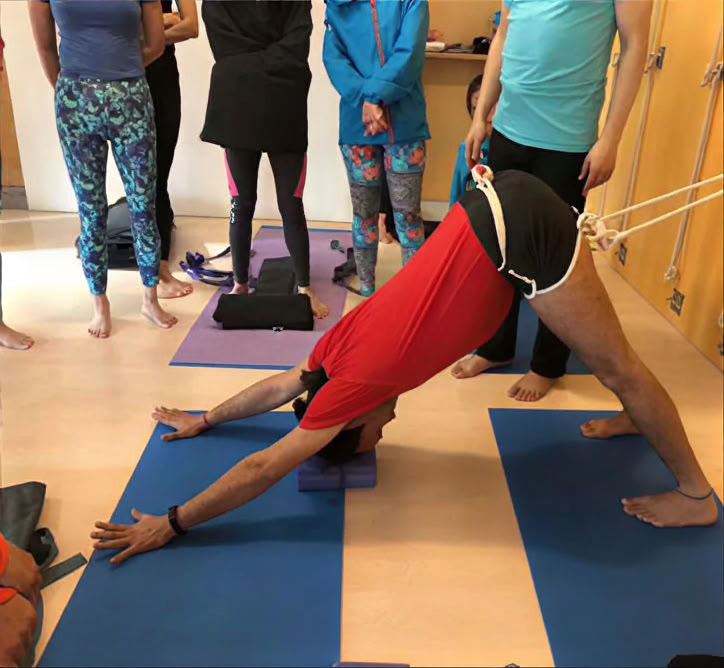 Yoga Ritiro Course by Om Yoga Rishikesh