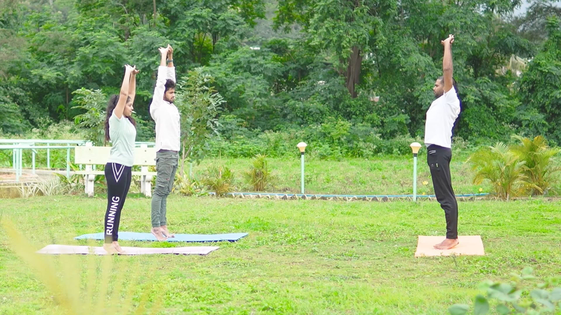 Yogaterapia