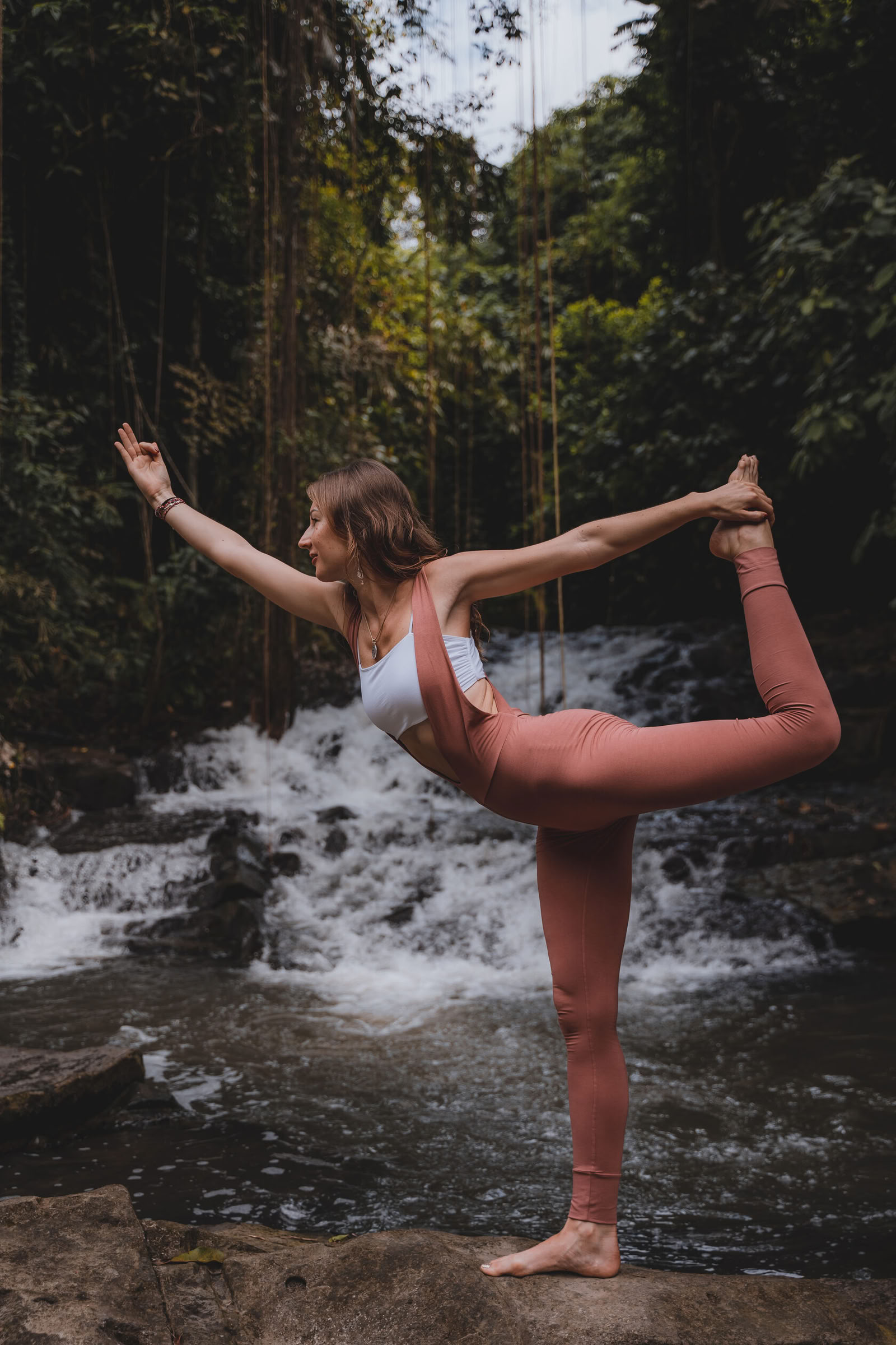 200 ore di formazione insegnanti di yoga a Bali, Amertham