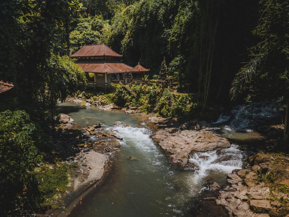 200 ore di formazione insegnanti di yoga a Bali, Amertham